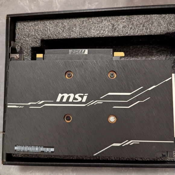MSI Radeon RX 5500 XT OC Edition Graphics Card - Picture 4 of 9